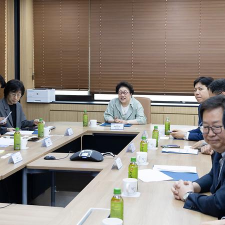 상명대 - 교토세이카대학 교류논의 회의 참석 이미지