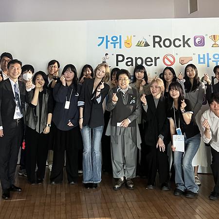 AR·VR미디어디자인전공 제3회 졸업작품 전시 <가위 바위 보> 참관 이미지